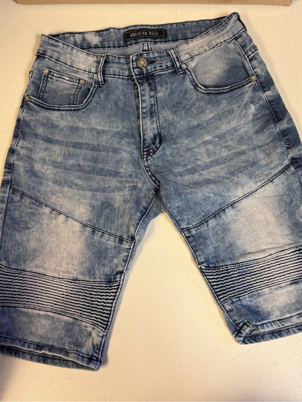 American bleed men’s denim shorts